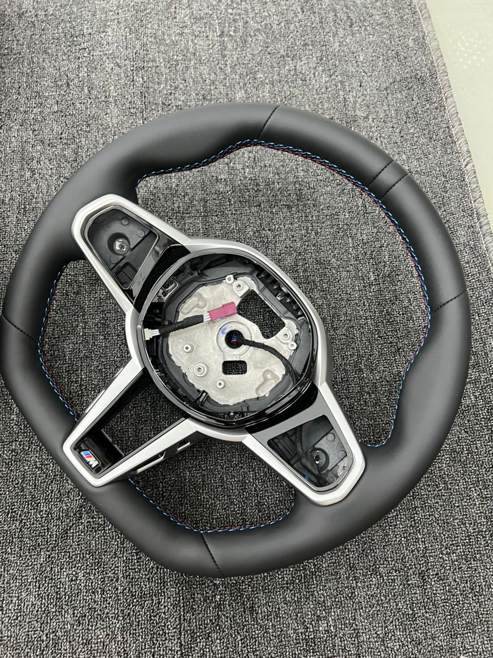 P1 BMW G05 Leather Steering Wheel LCI