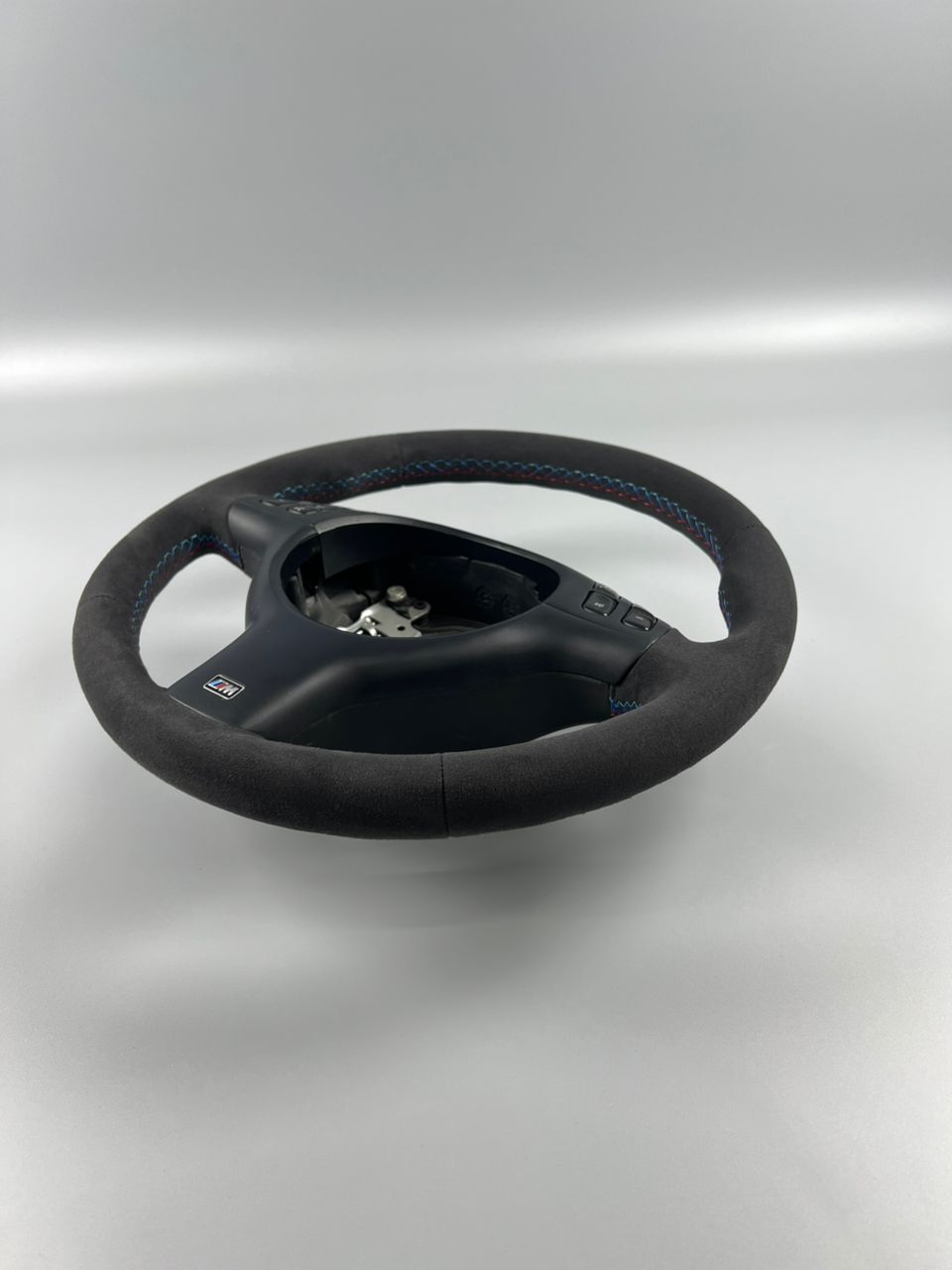 P1 BMW E4x Alcantara Steering Wheel
